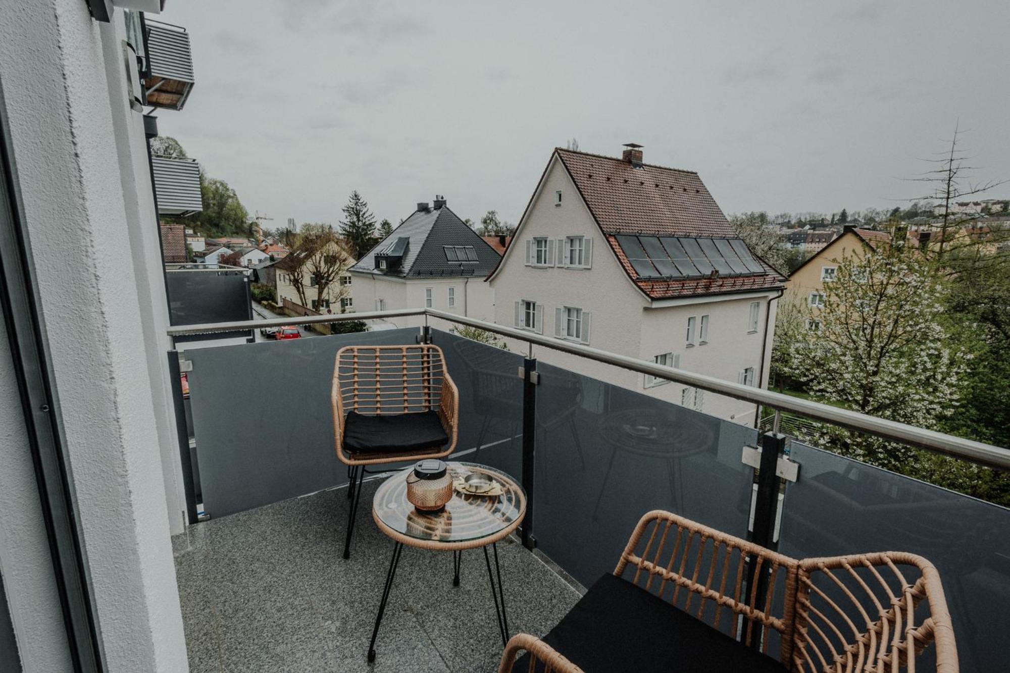 Passaus Motto Appartements! Solo - Paerchen - Familien - Gruppen Exteriör bild